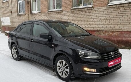 Volkswagen Polo VI (EU Market), 2017 год, 1 030 000 рублей, 1 фотография