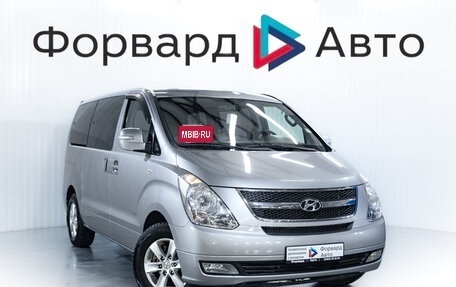 Hyundai Grand Starex Grand Starex I рестайлинг 2, 2012 год, 1 750 000 рублей, 1 фотография