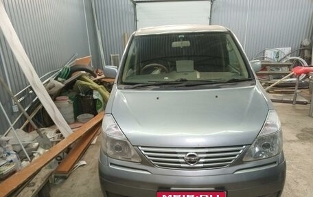 Nissan Serena II, 2002 год, 650 000 рублей, 1 фотография