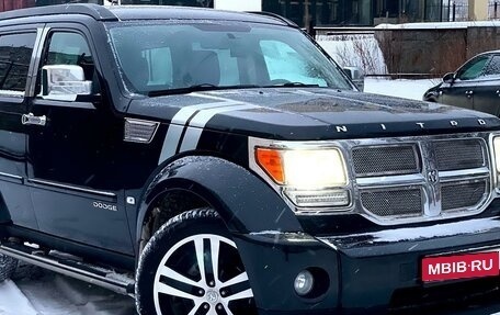 Dodge Nitro, 2007 год, 1 430 000 рублей, 1 фотография