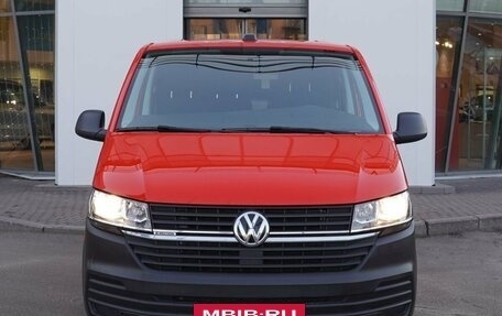 Volkswagen Transporter T6 рестайлинг, 2021 год, 4 410 000 рублей, 2 фотография