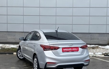 Hyundai Solaris II рестайлинг, 2018 год, 1 350 000 рублей, 8 фотография