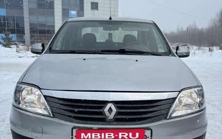 Renault Logan I, 2013 год, 570 000 рублей, 3 фотография