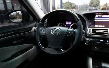 Lexus LS IV, 2013 год, 2 520 000 рублей, 24 фотография