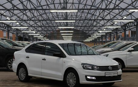 Volkswagen Polo VI (EU Market), 2018 год, 1 315 000 рублей, 3 фотография