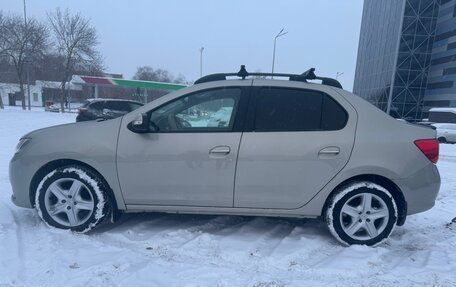 Renault Logan II, 2018 год, 950 000 рублей, 3 фотография