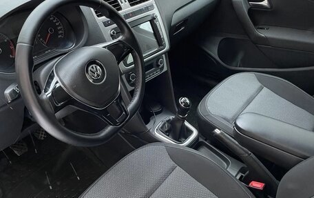 Volkswagen Polo VI (EU Market), 2017 год, 1 030 000 рублей, 10 фотография