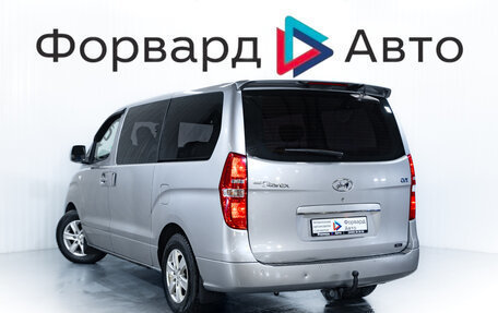 Hyundai Grand Starex Grand Starex I рестайлинг 2, 2012 год, 1 750 000 рублей, 5 фотография