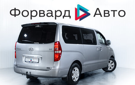 Hyundai Grand Starex Grand Starex I рестайлинг 2, 2012 год, 1 750 000 рублей, 7 фотография