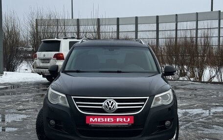 Volkswagen Tiguan I, 2011 год, 950 000 рублей, 2 фотография