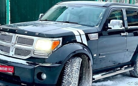 Dodge Nitro, 2007 год, 1 430 000 рублей, 2 фотография