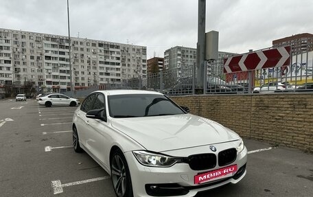 BMW 3 серия, 2011 год, 1 730 000 рублей, 3 фотография