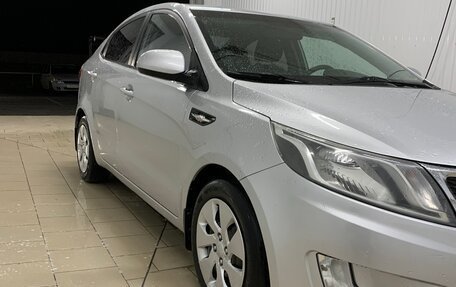 KIA Rio III рестайлинг, 2014 год, 900 000 рублей, 4 фотография