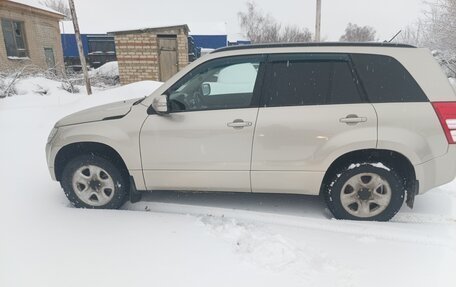 Suzuki Grand Vitara, 2011 год, 950 000 рублей, 3 фотография