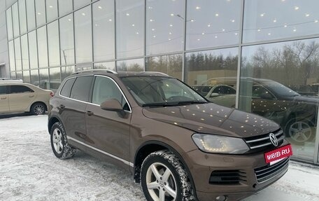 Volkswagen Touareg III, 2010 год, 1 890 000 рублей, 3 фотография