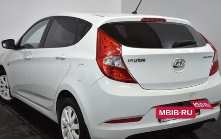 Hyundai Solaris II рестайлинг, 2015 год, 749 000 рублей, 4 фотография