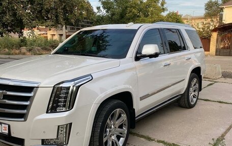 Cadillac Escalade IV, 2018 год, 5 500 000 рублей, 4 фотография