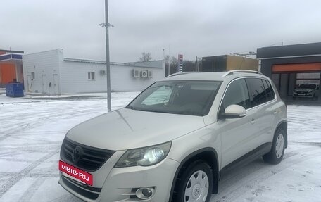 Volkswagen Tiguan I, 2010 год, 1 430 000 рублей, 2 фотография