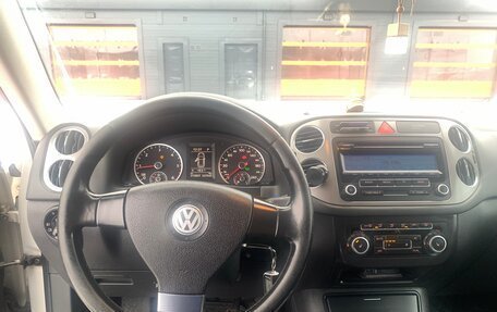 Volkswagen Tiguan I, 2010 год, 1 430 000 рублей, 10 фотография