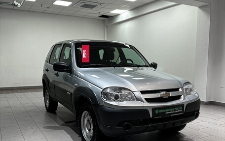 Chevrolet Niva I рестайлинг, 2016 год, 895 000 рублей, 3 фотография