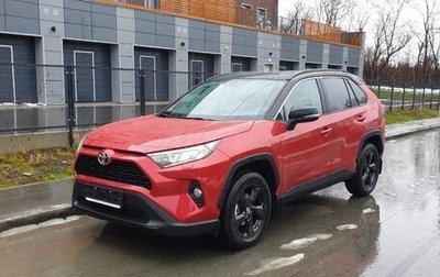 Toyota RAV4, 2021 год, 3 900 000 рублей, 1 фотография