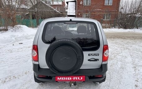 Chevrolet Niva I рестайлинг, 2010 год, 488 000 рублей, 5 фотография