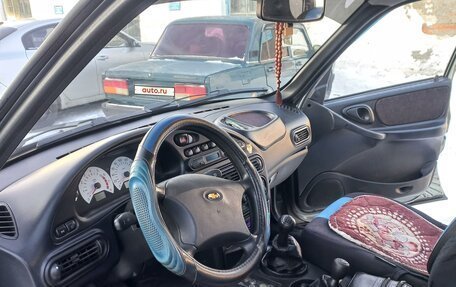 Chevrolet Niva I рестайлинг, 2006 год, 500 000 рублей, 2 фотография