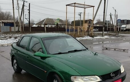 Opel Vectra B рестайлинг, 1996 год, 300 000 рублей, 1 фотография