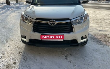 Toyota Highlander III, 2014 год, 4 100 000 рублей, 2 фотография