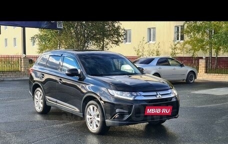 Mitsubishi Outlander III рестайлинг 3, 2016 год, 2 455 000 рублей, 5 фотография