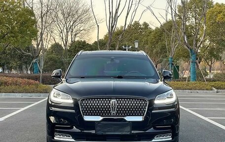 Lincoln Aviator II, 2022 год, 5 590 000 рублей, 2 фотография