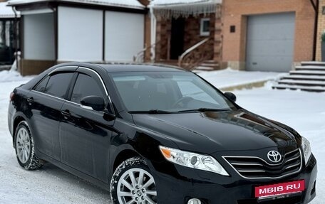 Toyota Camry, 2010 год, 1 665 000 рублей, 2 фотография