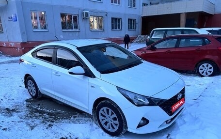 Hyundai Solaris II рестайлинг, 2020 год, 1 400 000 рублей, 1 фотография