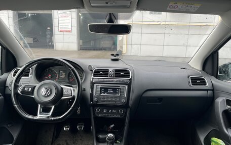 Volkswagen Polo VI (EU Market), 2016 год, 1 300 000 рублей, 5 фотография