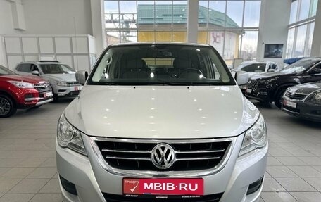 Volkswagen Routan, 2010 год, 1 999 000 рублей, 4 фотография