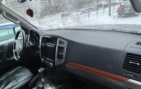 Mitsubishi Pajero IV, 2007 год, 1 500 000 рублей, 18 фотография