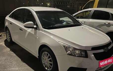 Chevrolet Cruze II, 2012 год, 680 000 рублей, 10 фотография