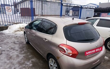 Peugeot 208 II, 2013 год, 710 000 рублей, 23 фотография