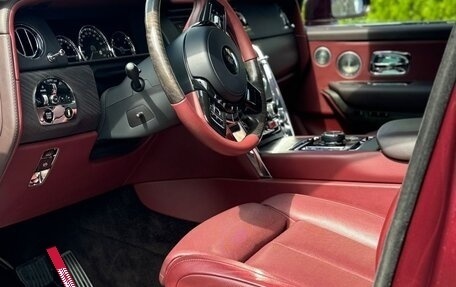 Rolls-Royce Cullinan, 2020 год, 43 000 000 рублей, 6 фотография