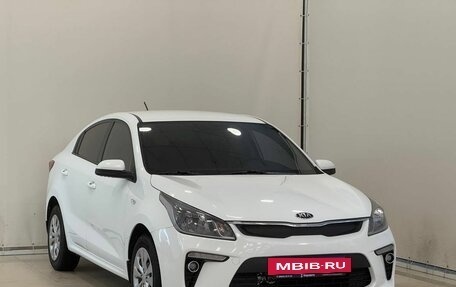 KIA Rio IV, 2017 год, 1 395 000 рублей, 2 фотография