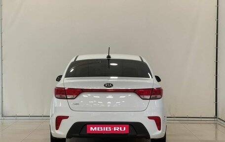 KIA Rio IV, 2017 год, 1 395 000 рублей, 8 фотография