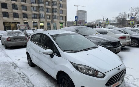 Ford Fiesta, 2017 год, 810 000 рублей, 2 фотография