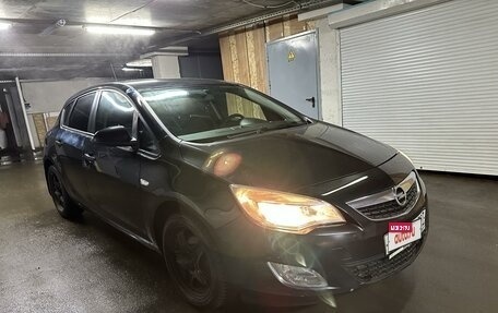 Opel Astra J, 2012 год, 650 000 рублей, 2 фотография