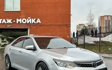 Toyota Camry, 2017 год, 3 000 000 рублей, 1 фотография