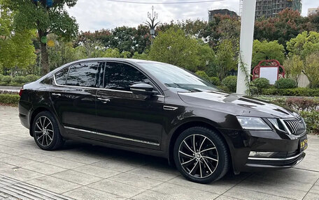 Skoda Octavia, 2020 год, 1 300 000 рублей, 3 фотография