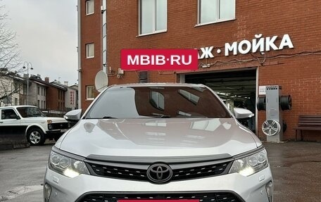 Toyota Camry, 2017 год, 3 000 000 рублей, 4 фотография