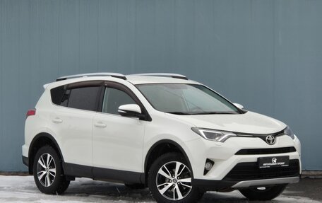 Toyota RAV4, 2017 год, 2 780 000 рублей, 5 фотография