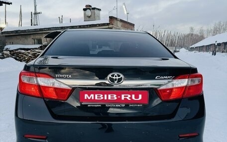 Toyota Camry, 2012 год, 2 300 000 рублей, 5 фотография