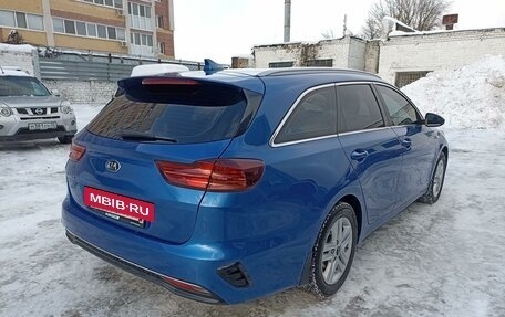 KIA cee'd III, 2019 год, 2 000 000 рублей, 5 фотография