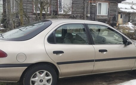 Ford Mondeo I, 1993 год, 180 000 рублей, 2 фотография